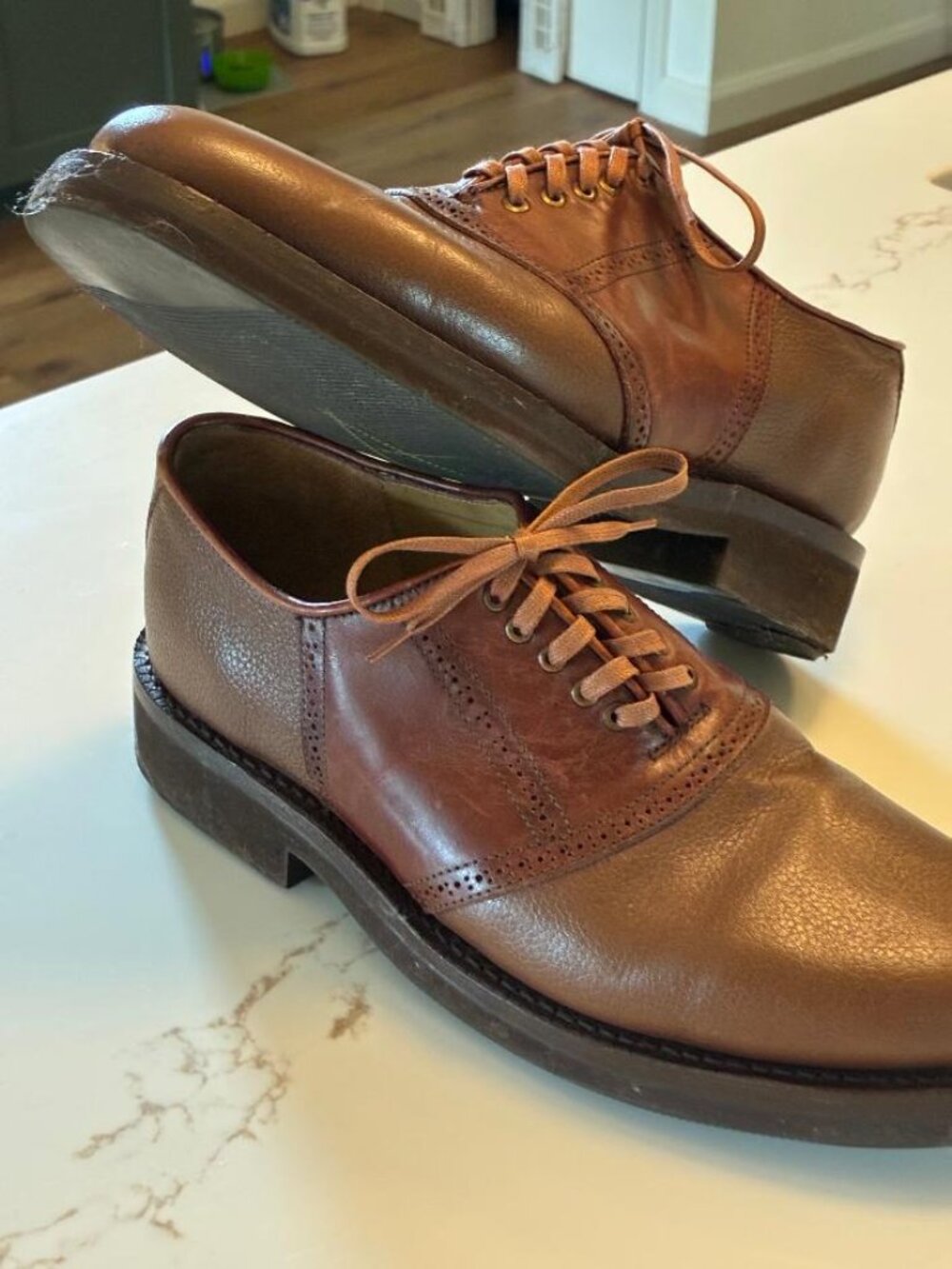 Hitchcock Classic Men's Brown Leather Saddle Shoe Lace Up Dress Shoes - 9 Wide